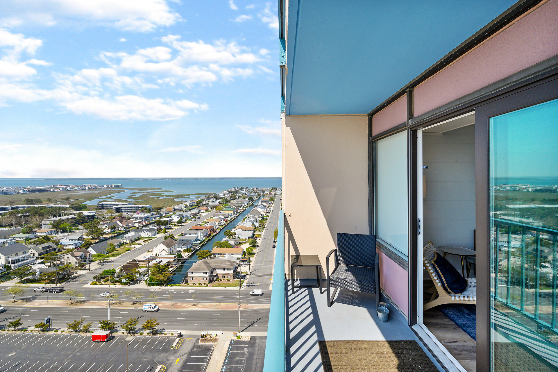 Beautiful Bay Views!