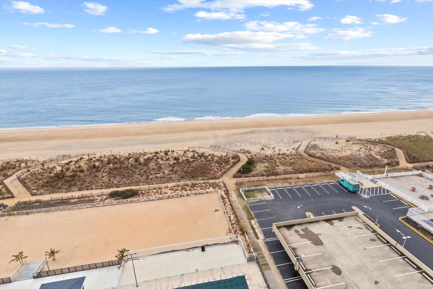 Golden Sands 1117 awaits!