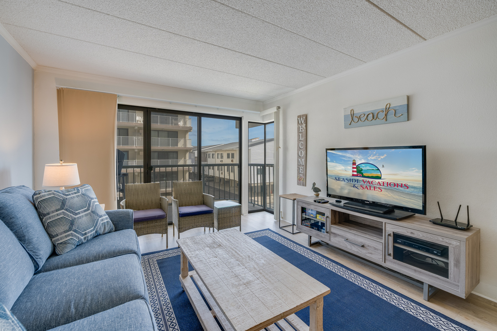 The family can enjoy a movie night on the flat screen equipped with cable and a Roku streaming device.