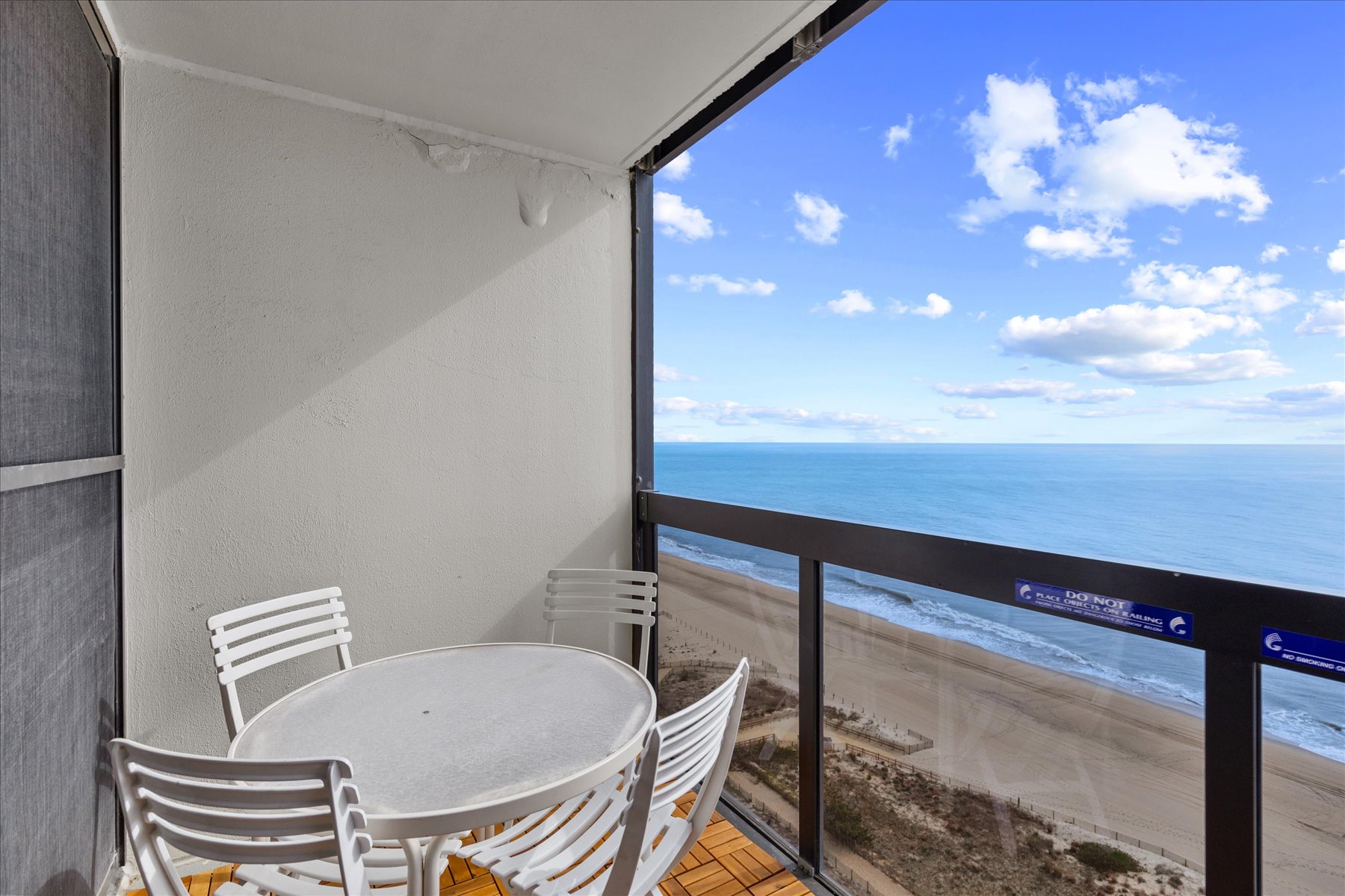 There's plenty of seating for everyone to enjoy these picture perfect views