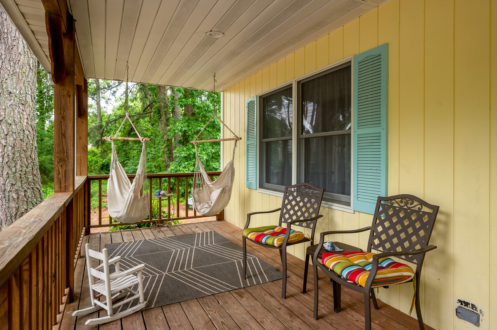 Relax and sip Sweet Tea on your Country Porch.