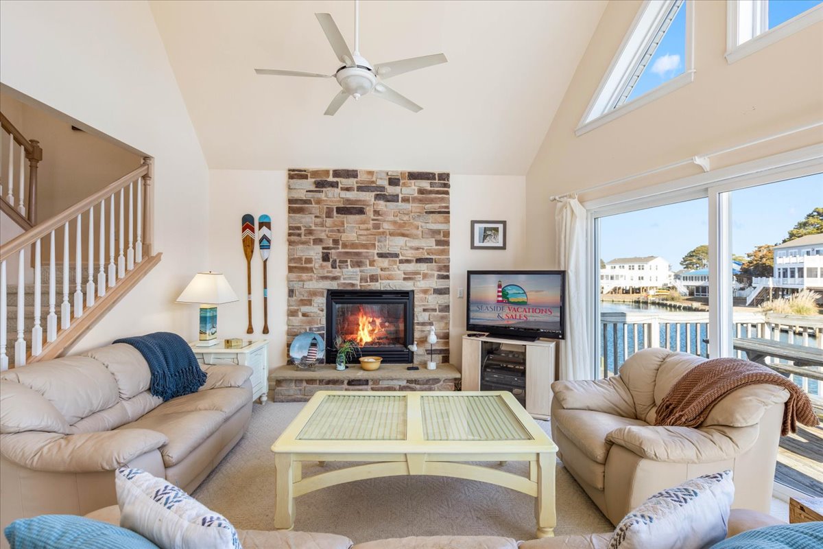 There's even a cozy Fireplace for those chilly Off-Season Stays.