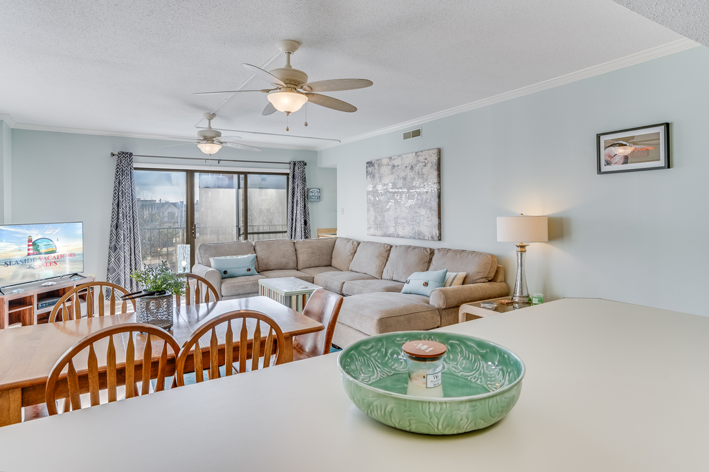 Balcony views even while you cook dinner.