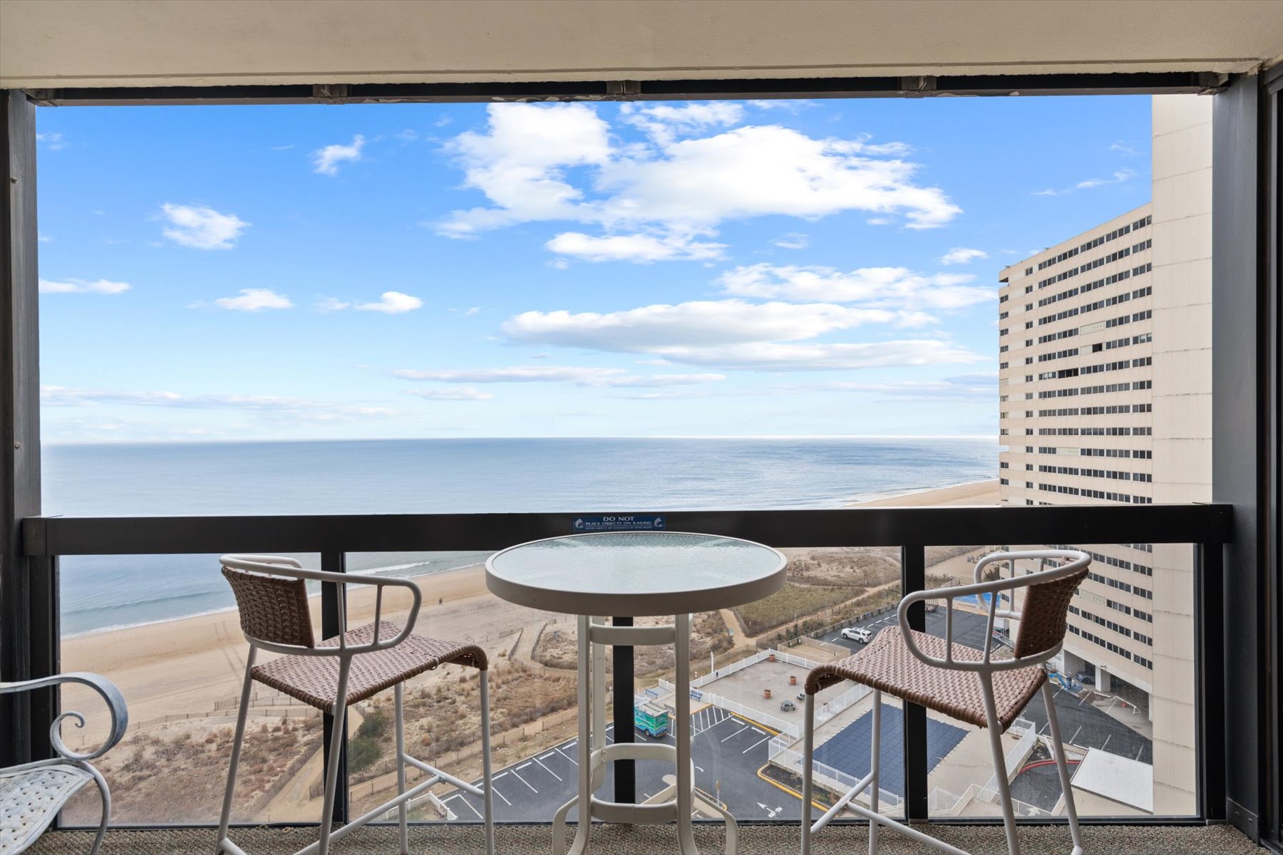 Your own private balcony to watch the waves!