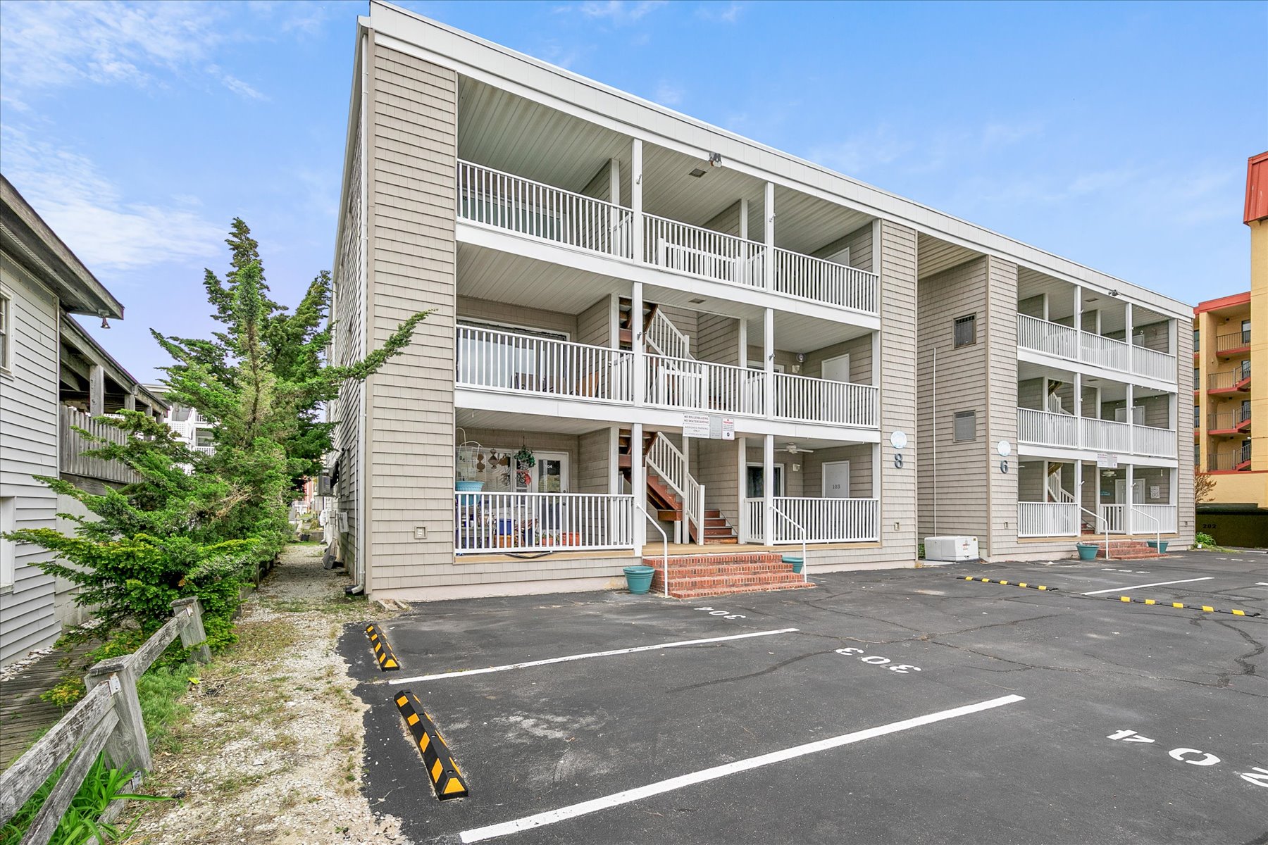 03-8 64th St 304-3