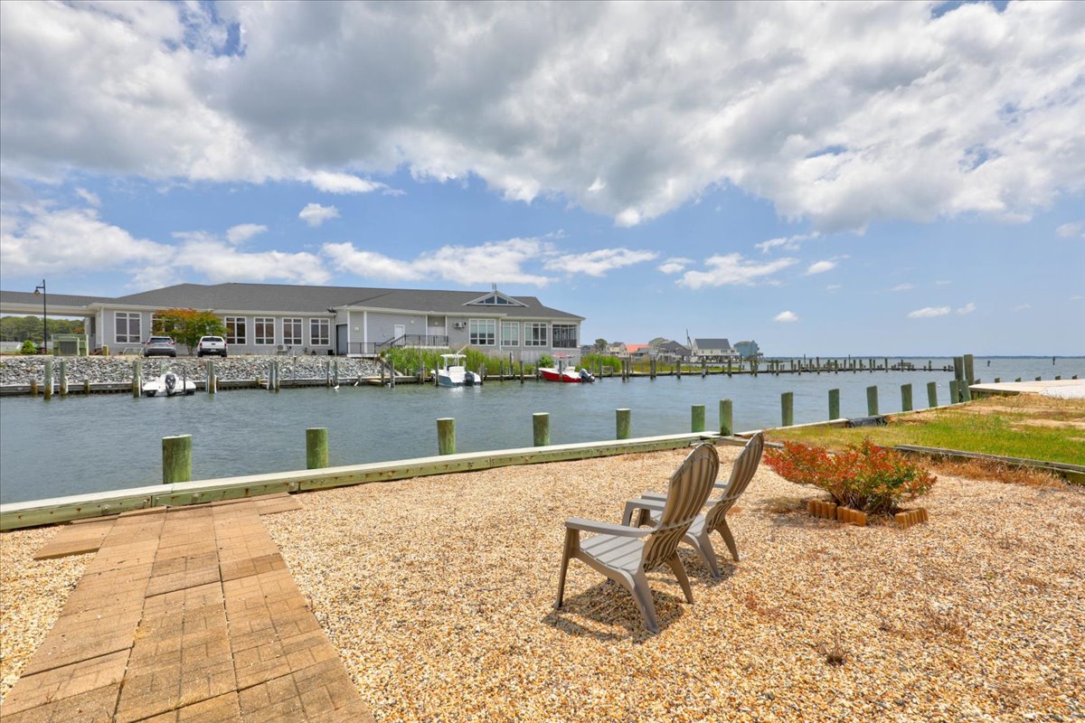 Anchors Away sits directly on a Canal with wide open Views of the Chincoteague Bay!