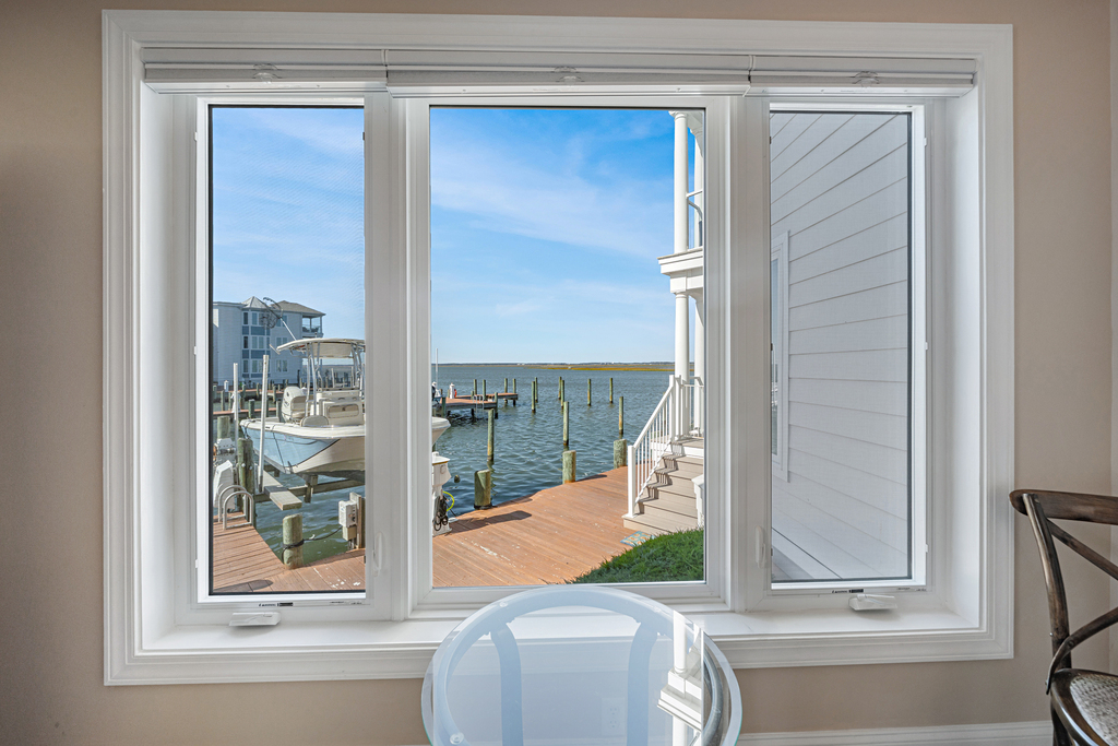 And just imagine waking to THESE views everyday!