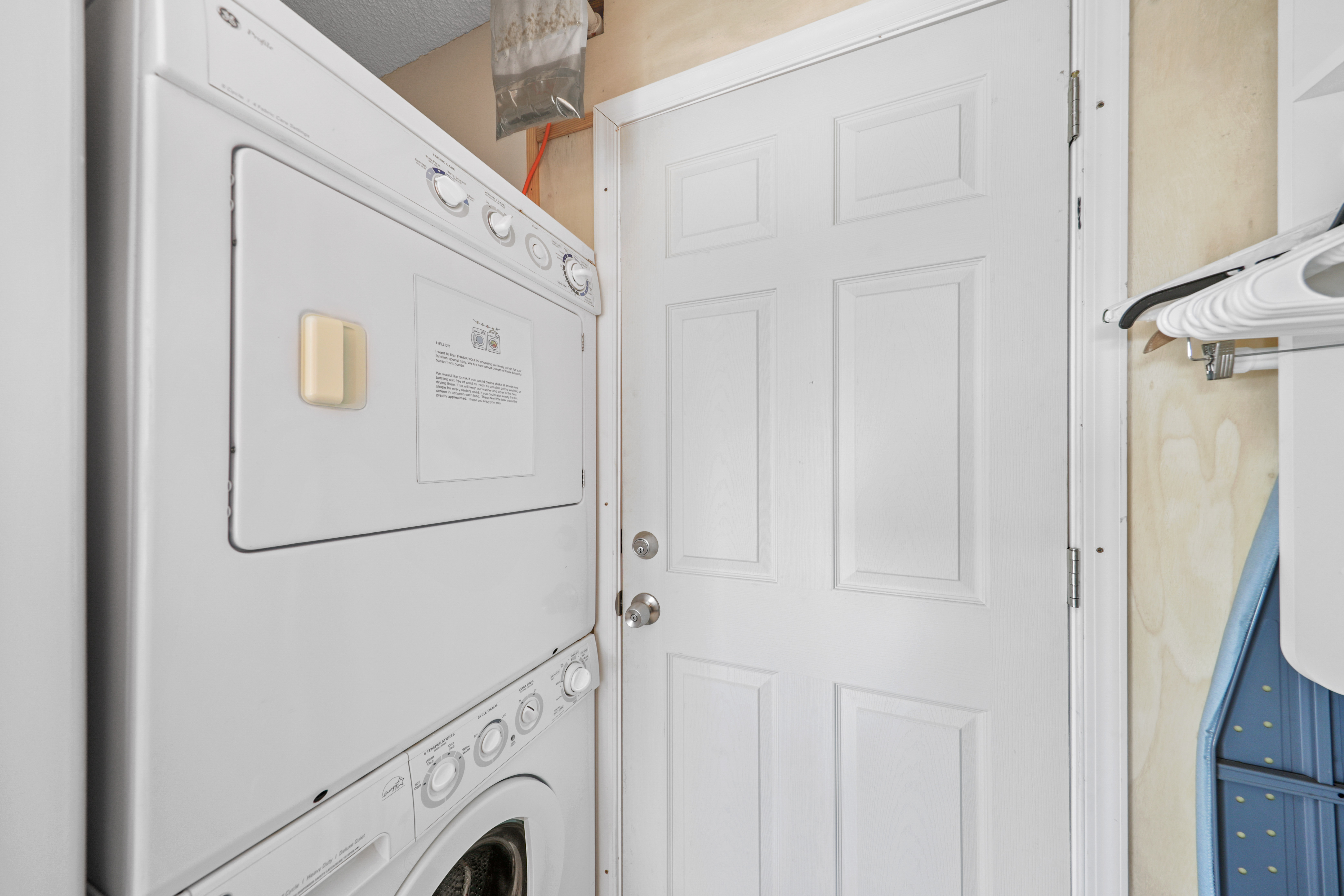 Stacked Washer & Dryer for your Convenience!