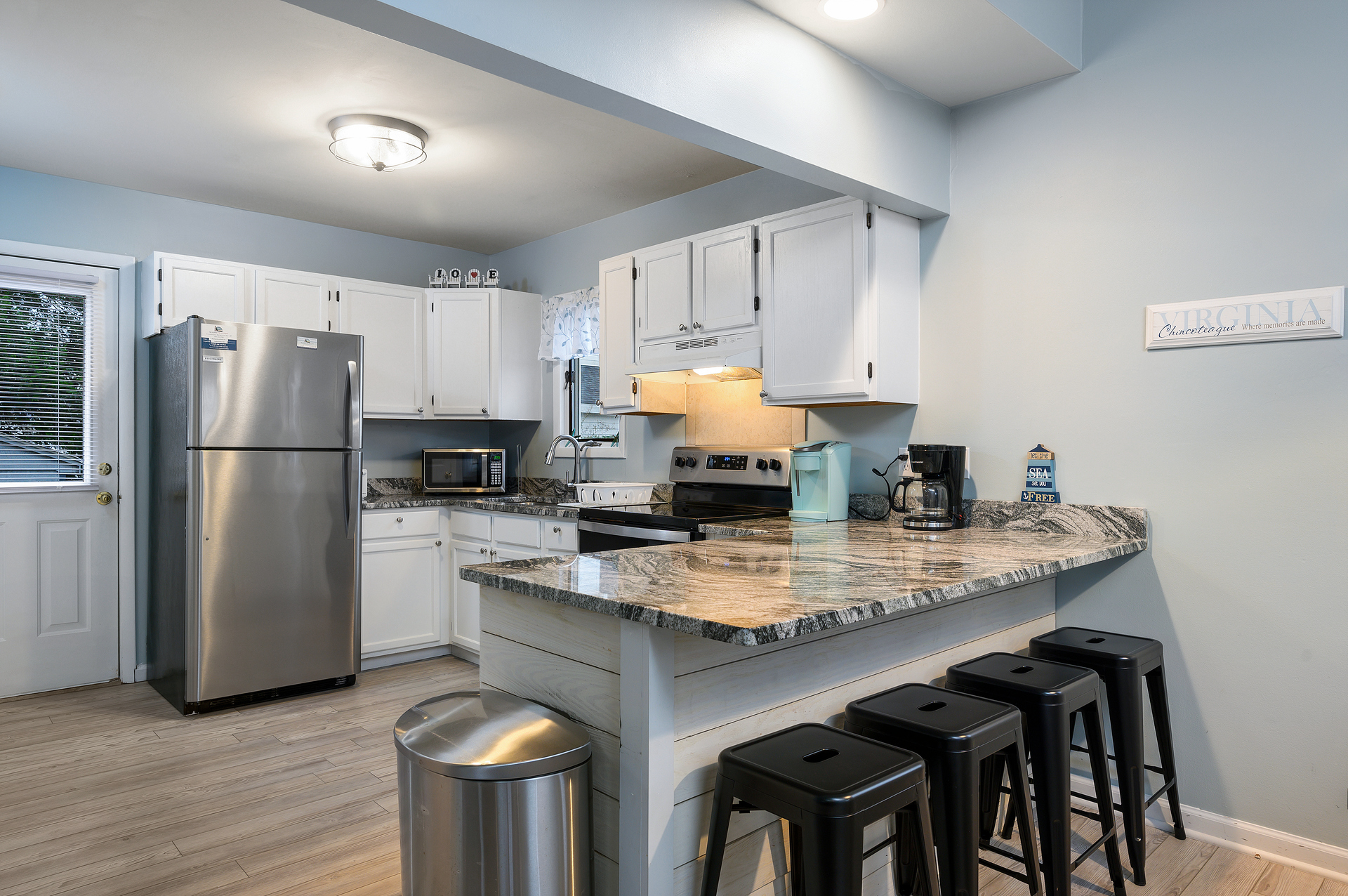 Check out the gorgeous New Countertops!