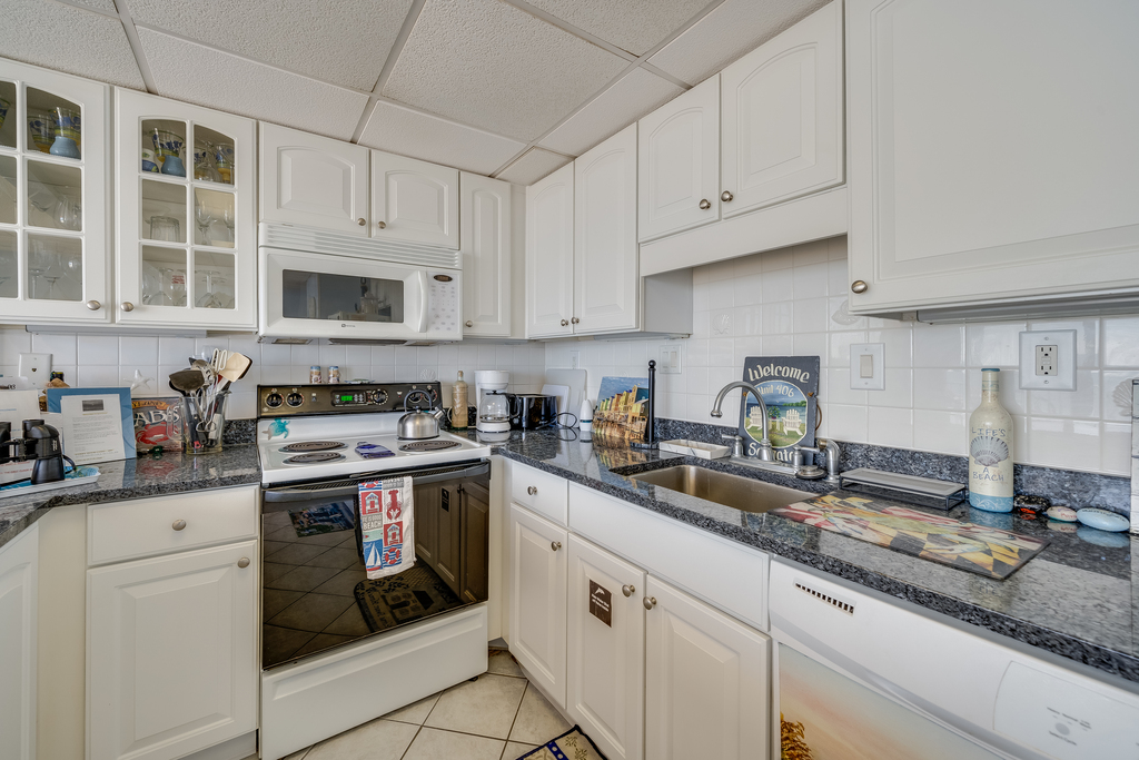 Well, stocked with everything you need to make mealtime a breeze!