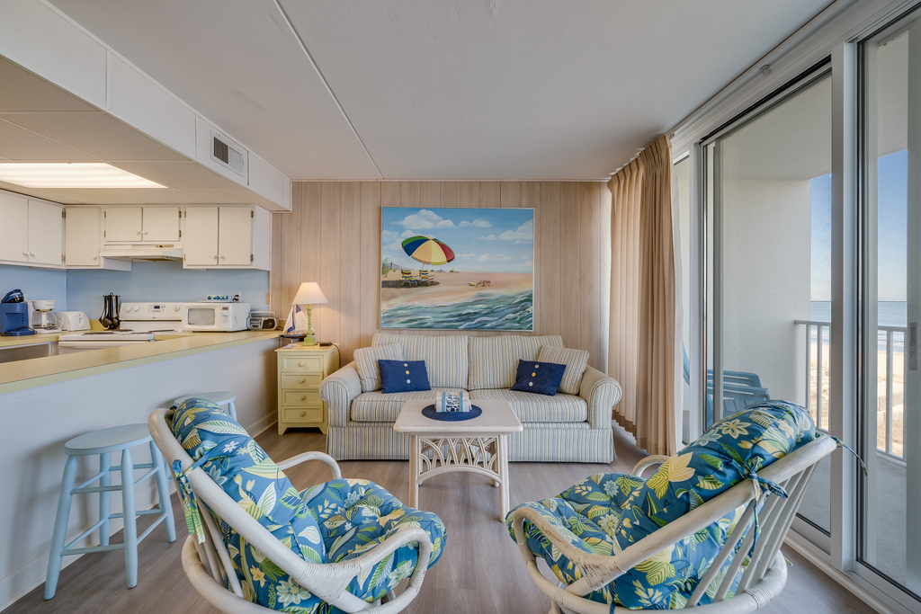 Sea Gate 310 has a cool, Beachy feel, with lots of natural light and comfy furnishings to sink into!