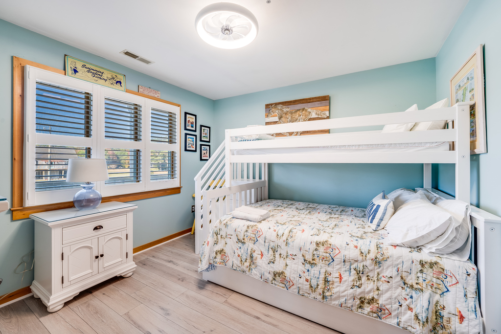 Bedroom 2 now has a Pyramid Bunk Bed!