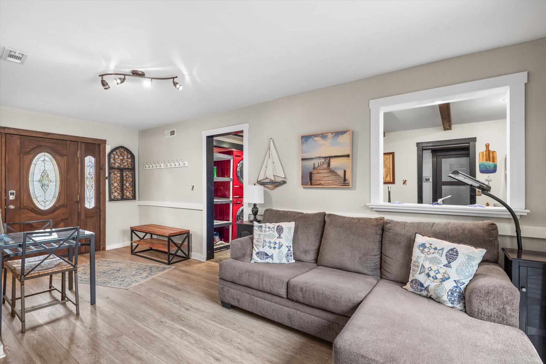 Kick off your shoes and begin your unforgettable Family Vacation!