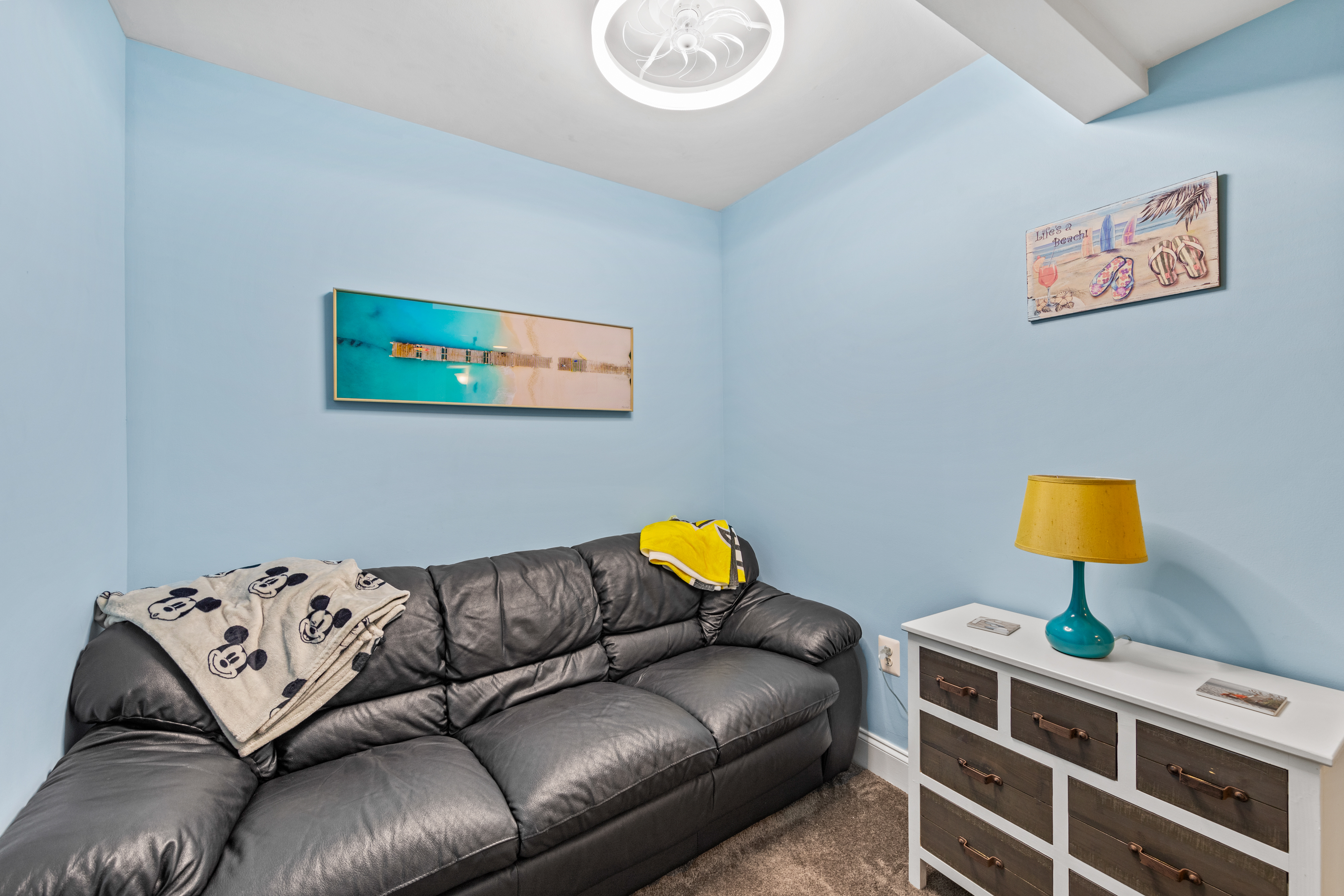 The Sitting room is the perfect space to wind down after a fun-filled day at the beach.