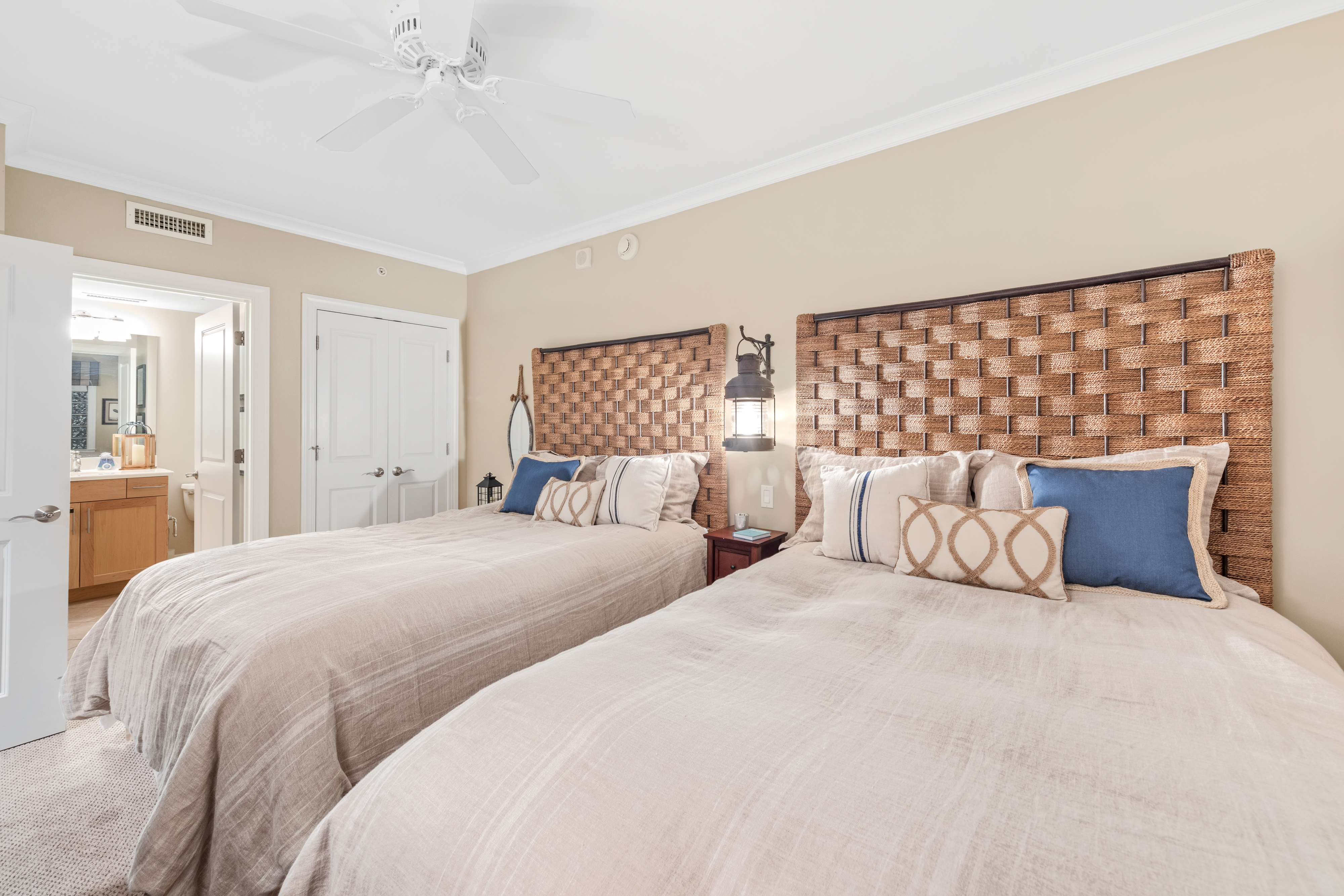 Bedroom 3 with 2 Queen Beds.