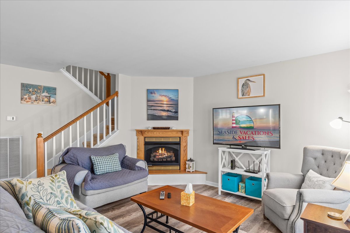 There's even a cozy Seasonal Fireplace for those chilly Off-Season Stays.