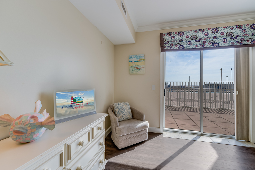 Belmont Towers 408 | Photo 21