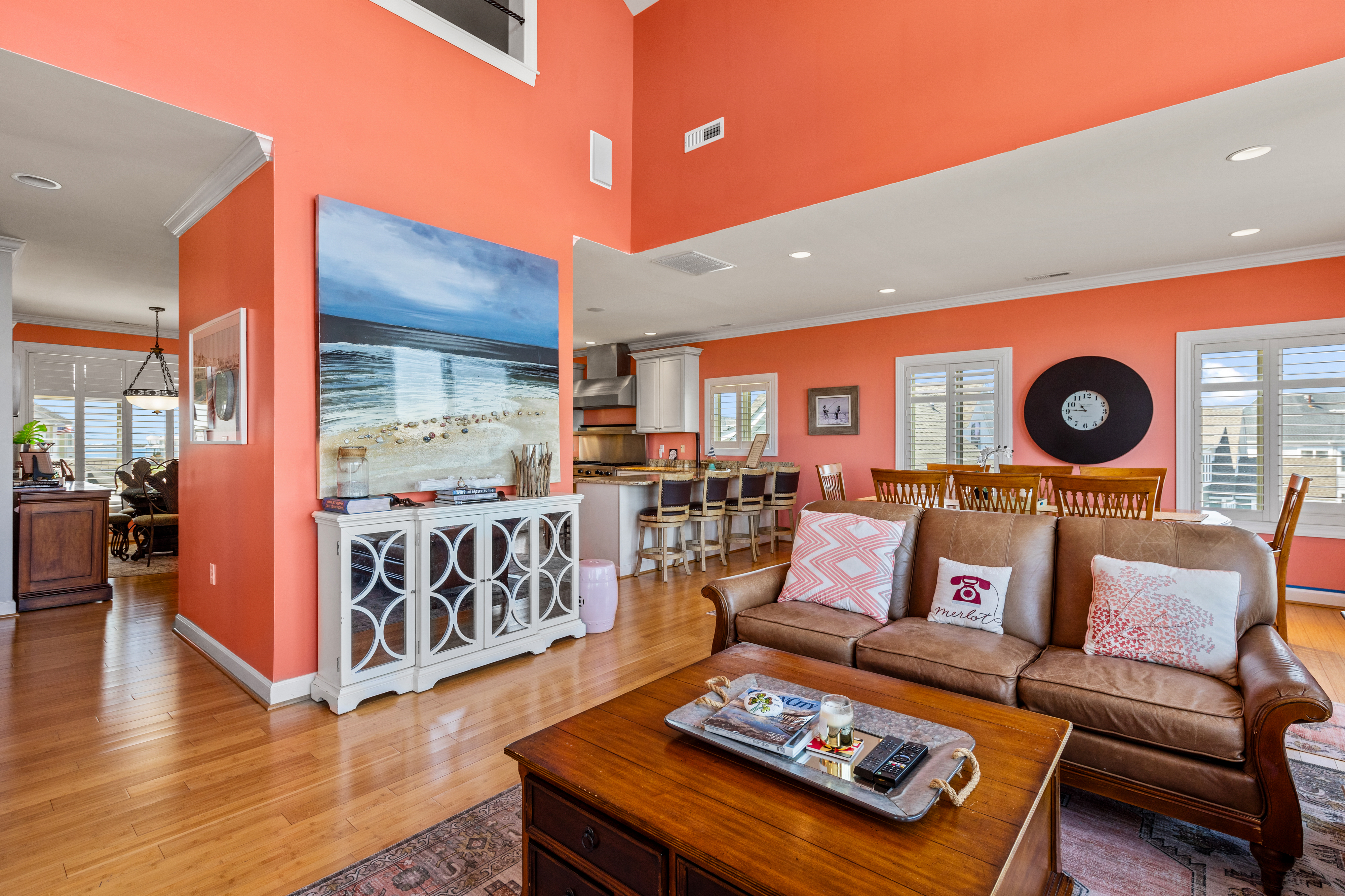 This Living Space did not leave one detail overlooked.