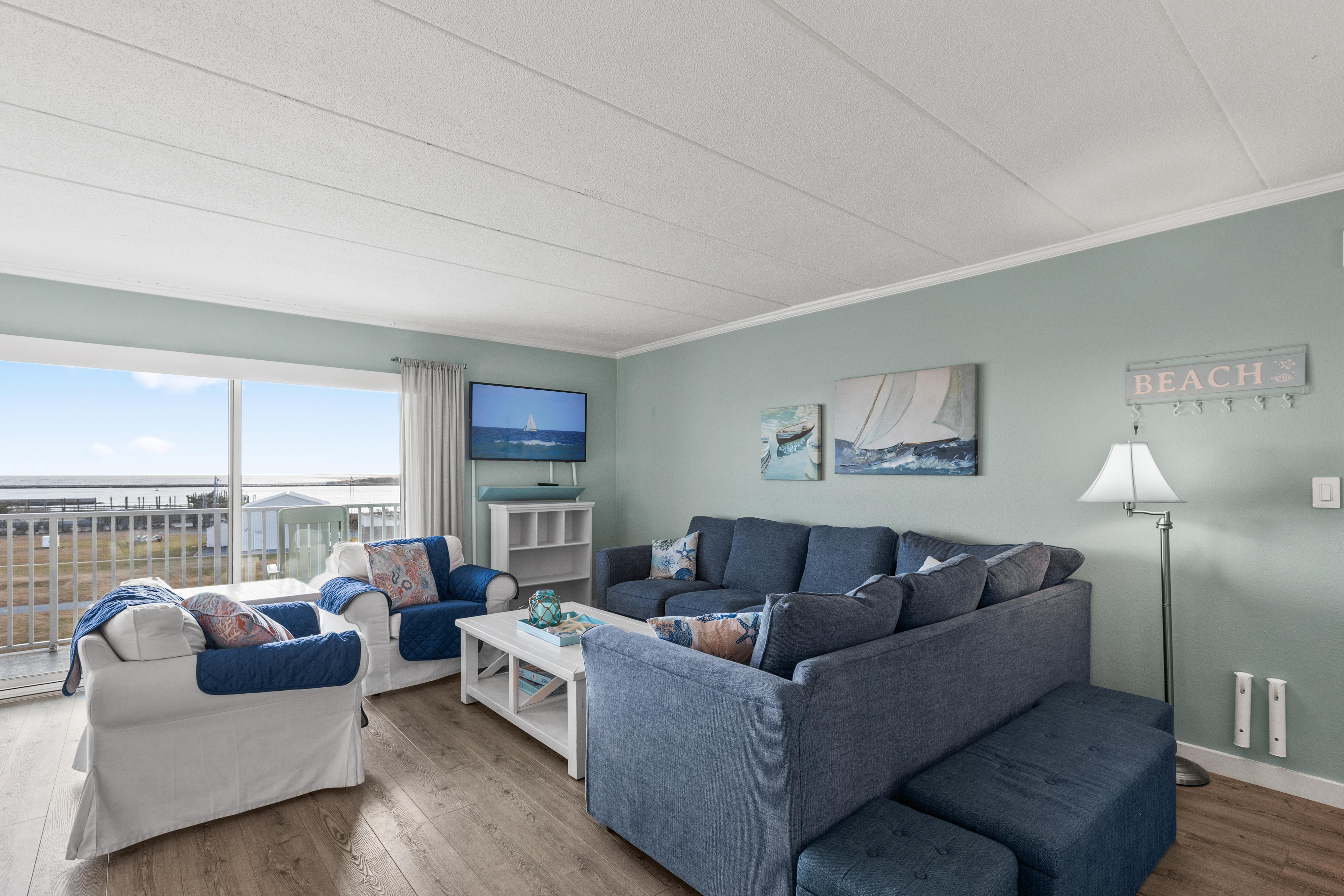 Bay Front Beauty in the Heart of Downtown OCMD!