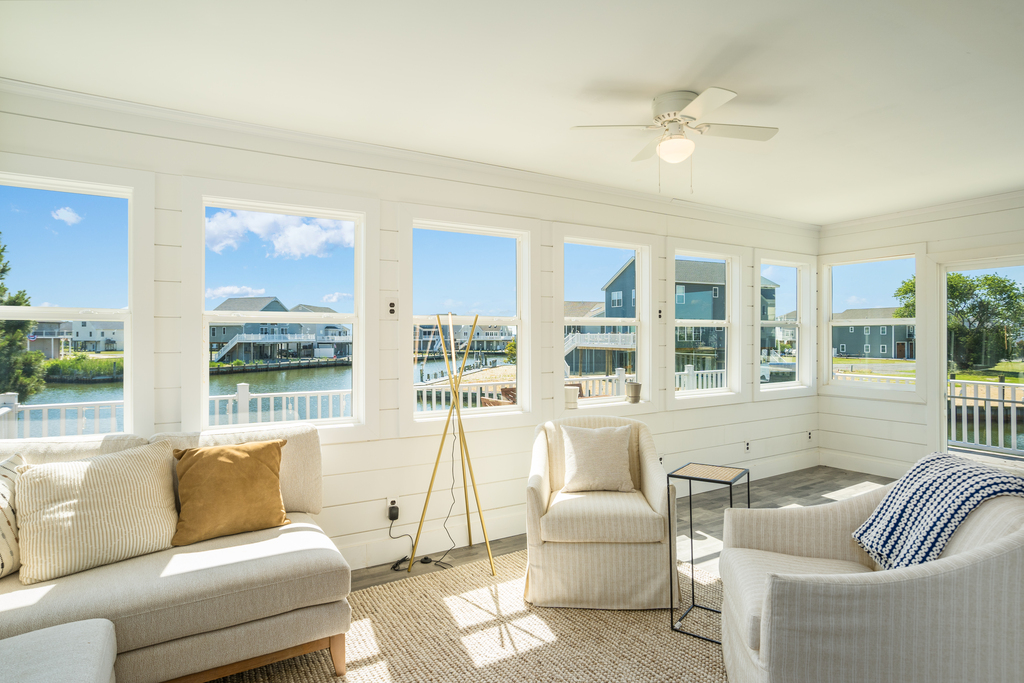 Dolphins have been seen in this Canal, as well has Herons, Eagles, and Egrets!