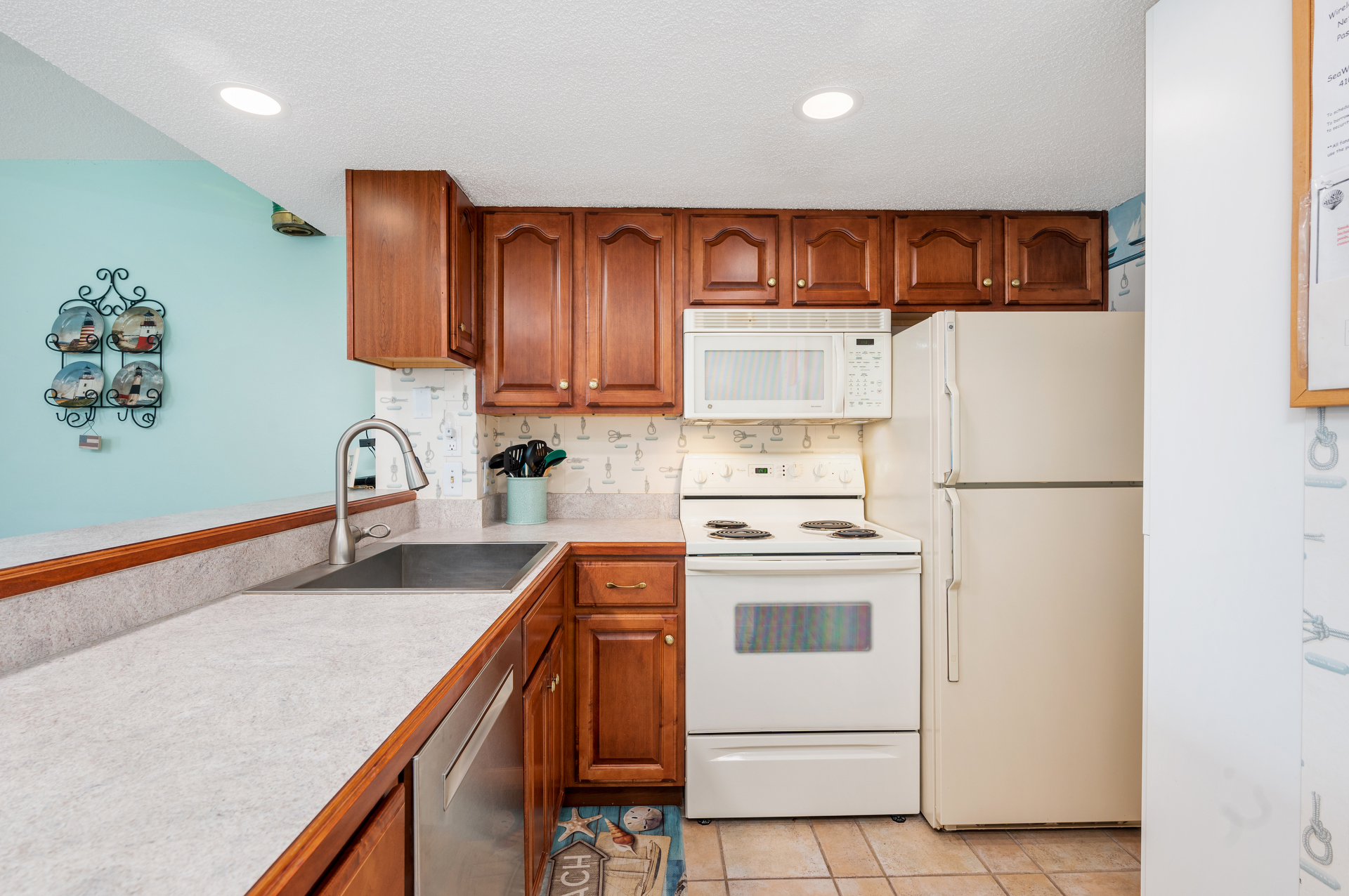 Grab a quick bite before hitting the Beach.