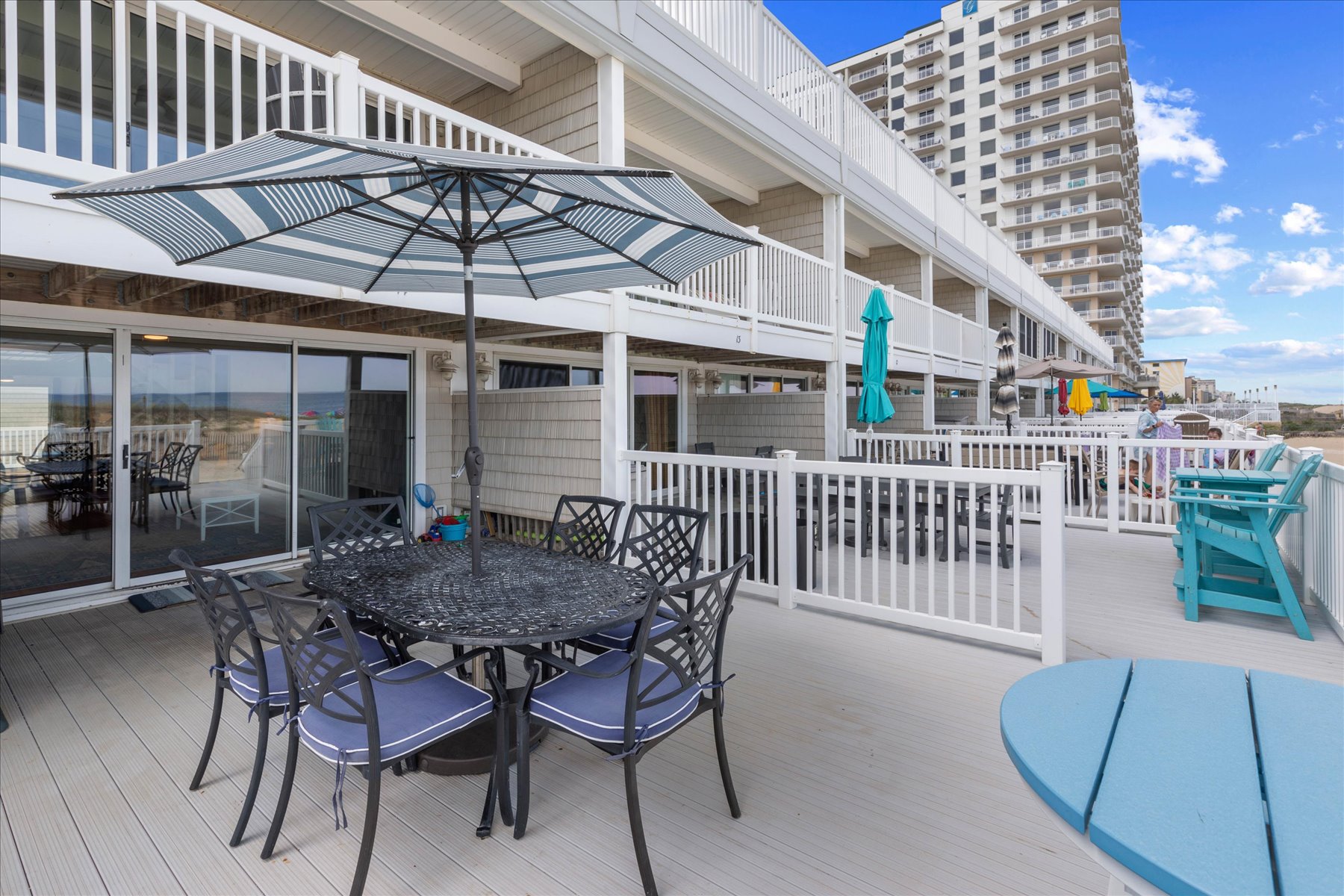 Make Memories around the Table!