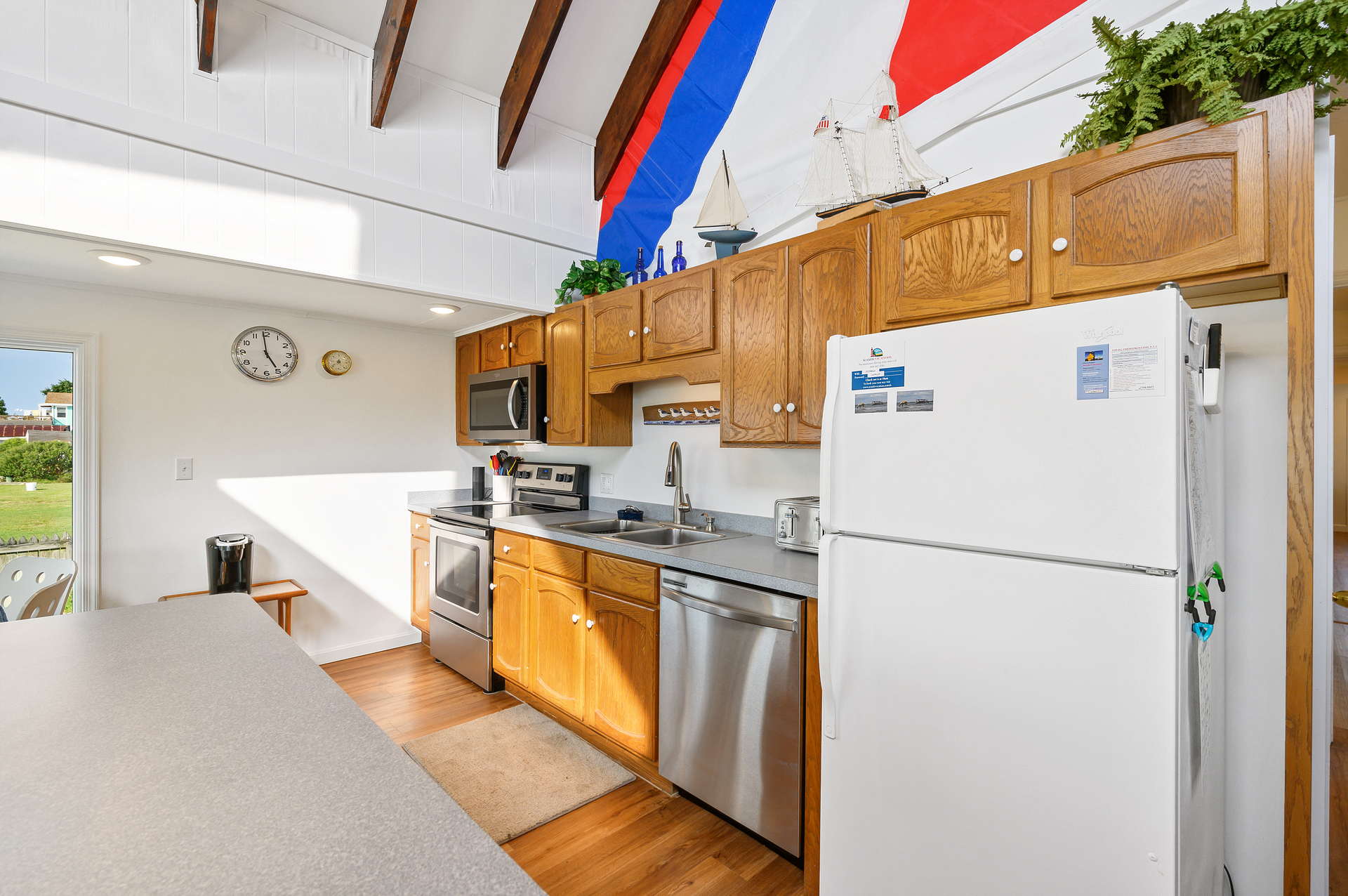 Mealtime will be a bay breeze.....