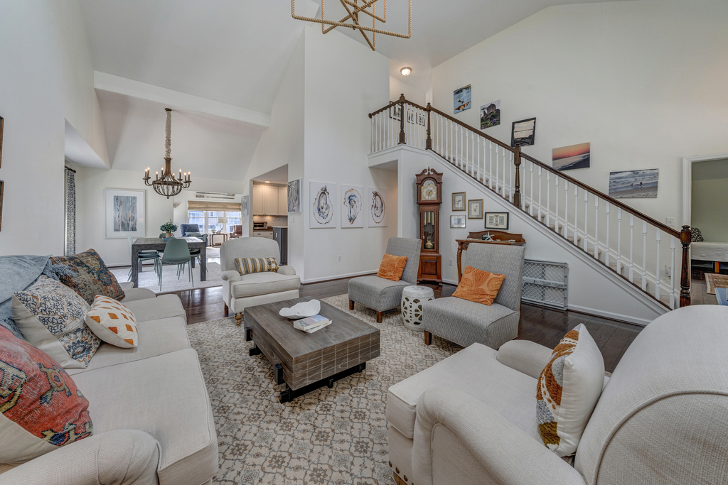 Colors pulled from nature itself are warm and welcoming.