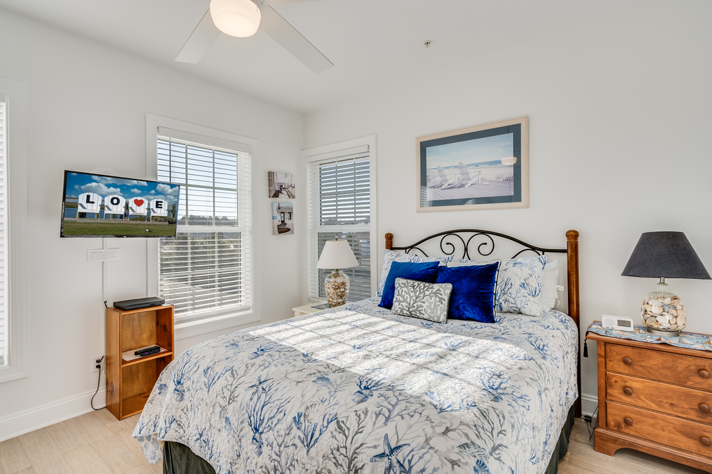 Each Bedroom has Flat Screen Cable TV.
