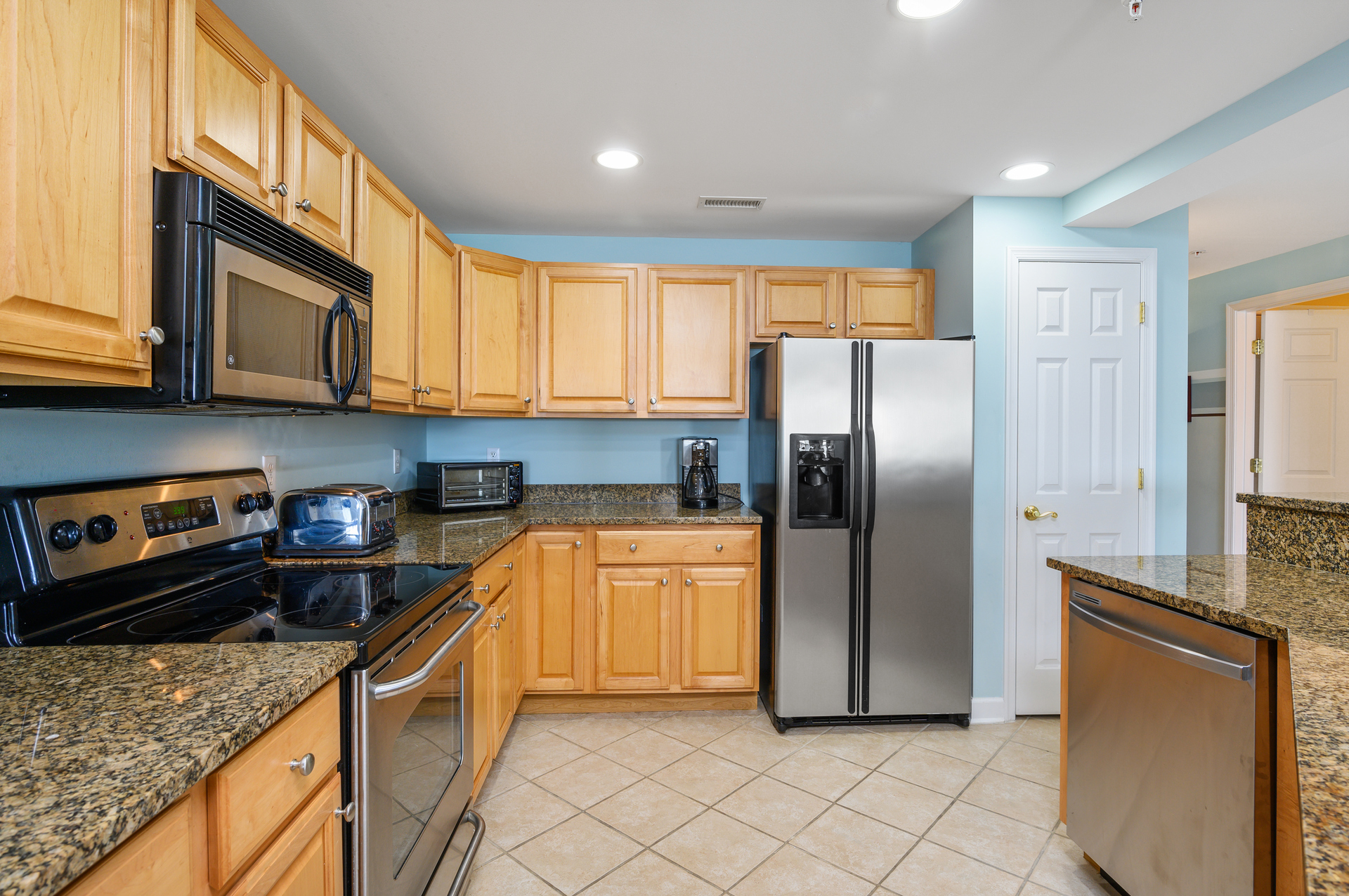 The Gourmet Kitchen is sure to please the Chef in your family!