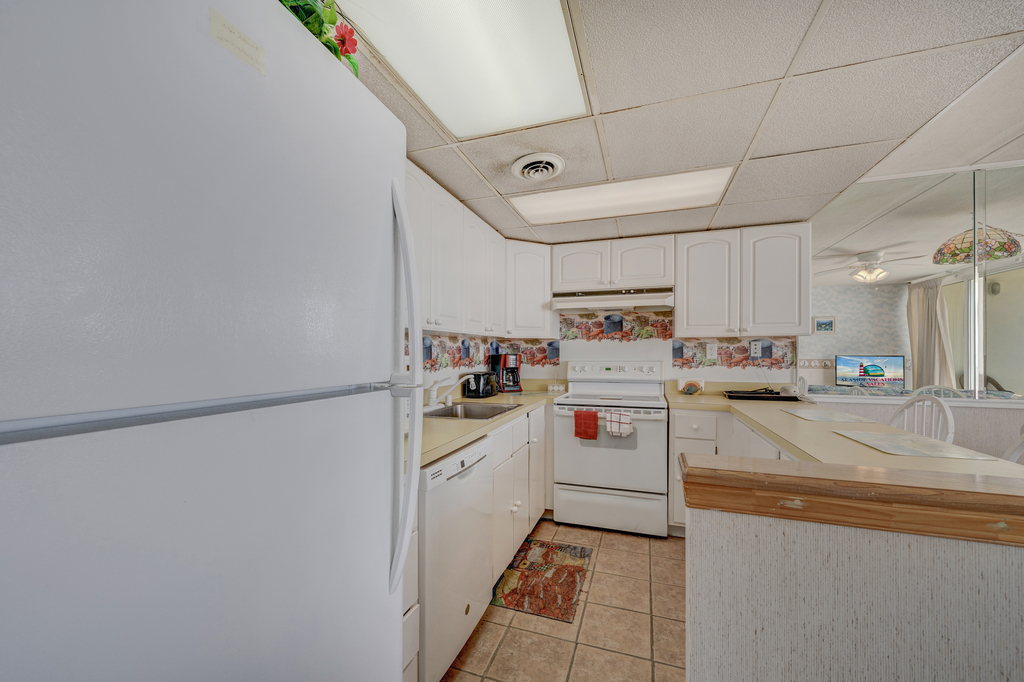 This Kitchen has ample counter space and all the tools you need to whip up a fantastic meal!