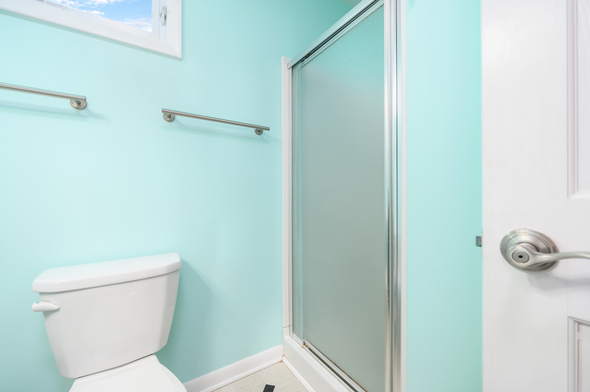 Walk-in Shower in Full Bath.