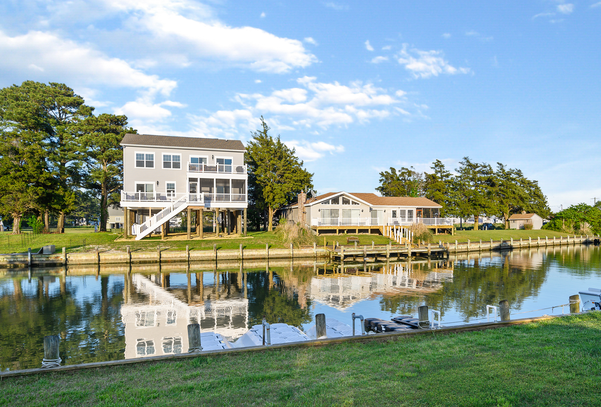 Great wide Canal - bring the Boat!