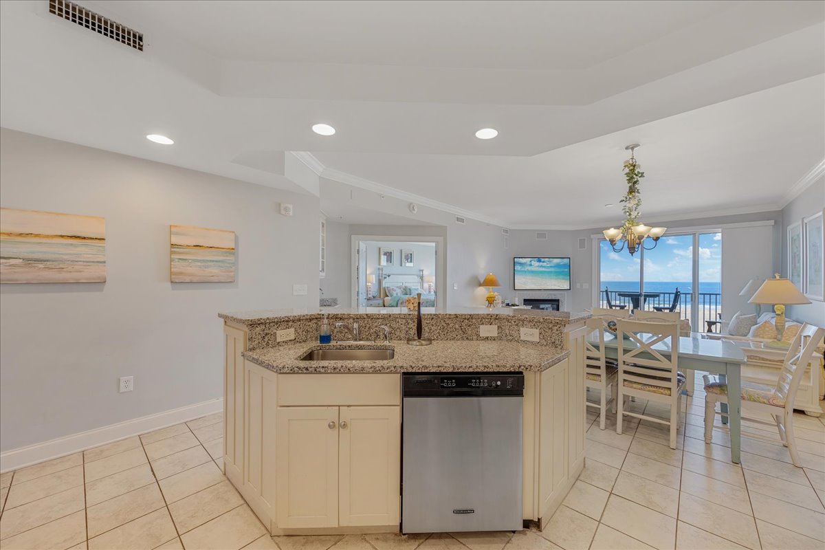 Stainless Steel Appliances and all the Conveniences of Home!