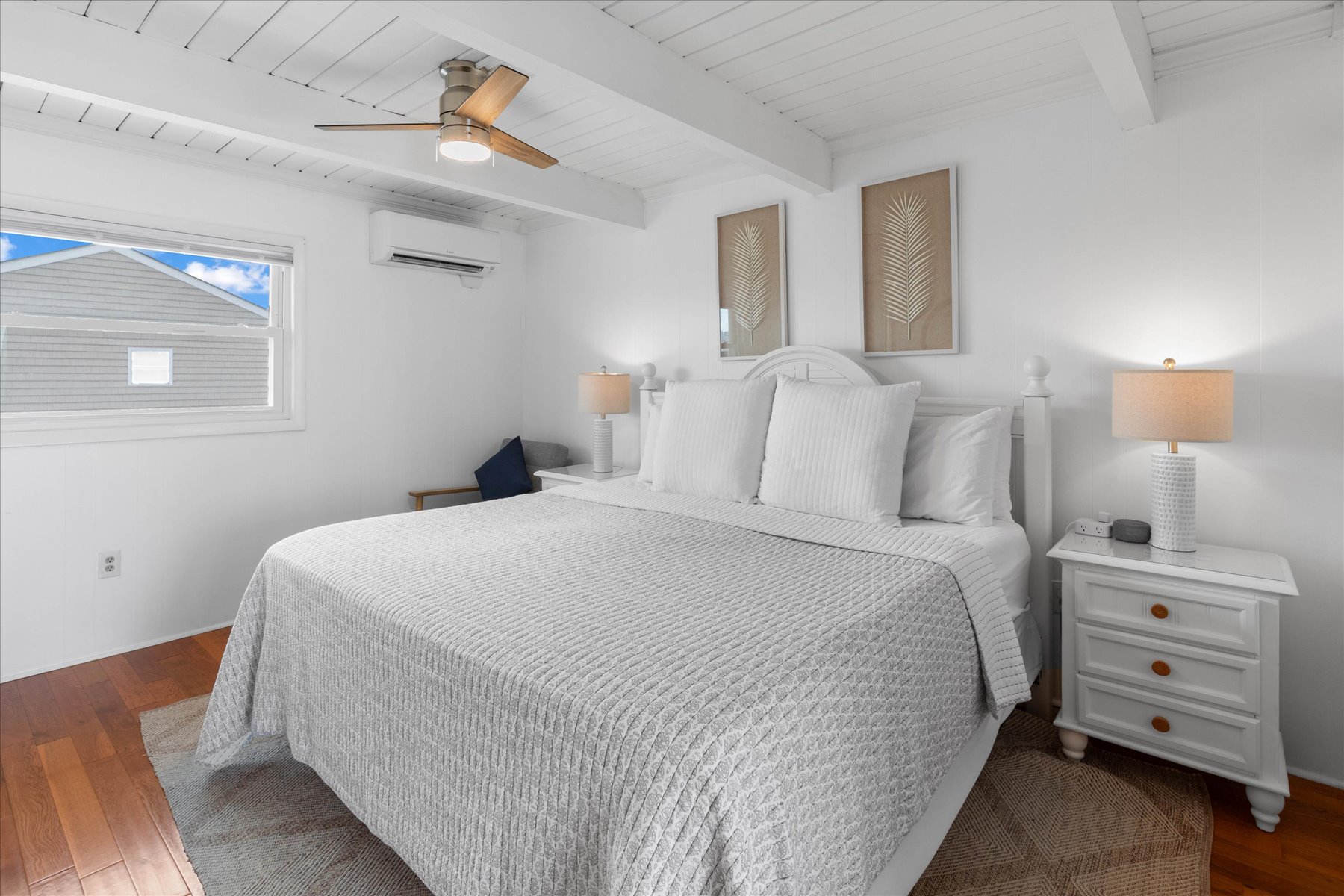 The 4th Bedroom has another King Bed!