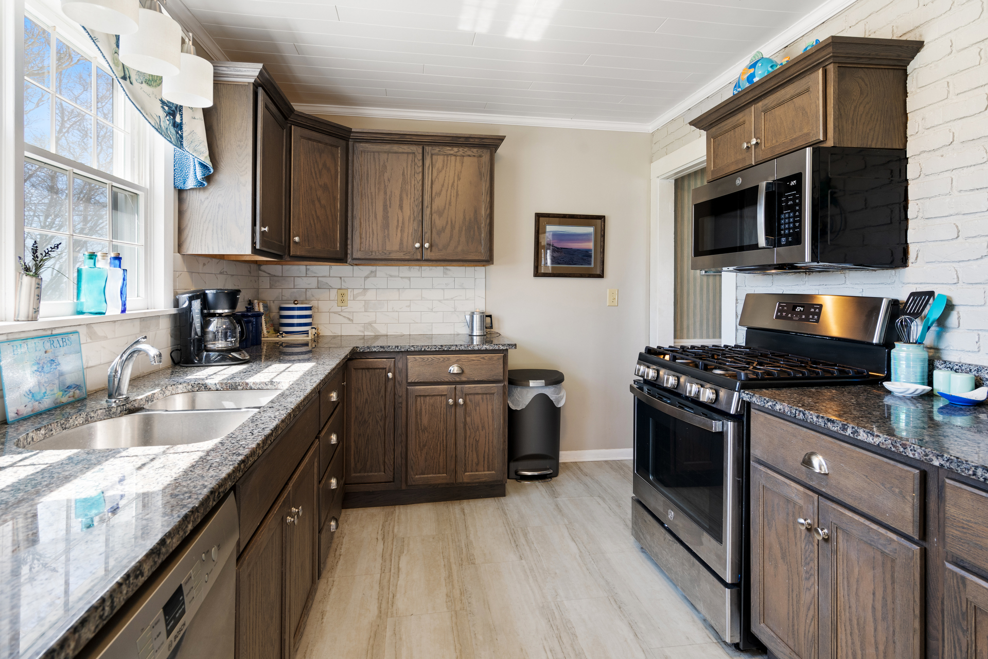 You`ll love how Muted Tons of Sand meet colorful pops of Sea Glass Blues & Greens.