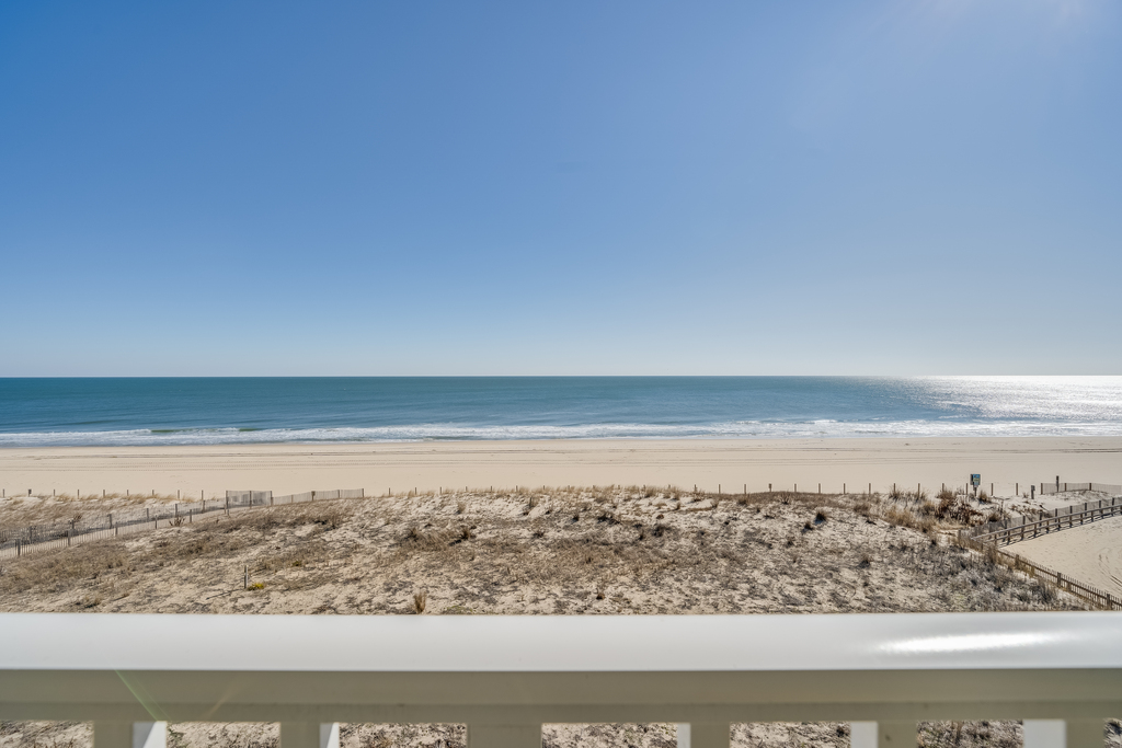 Sip your morning coffee while taking in the Sweet & Salty Ocean Air.