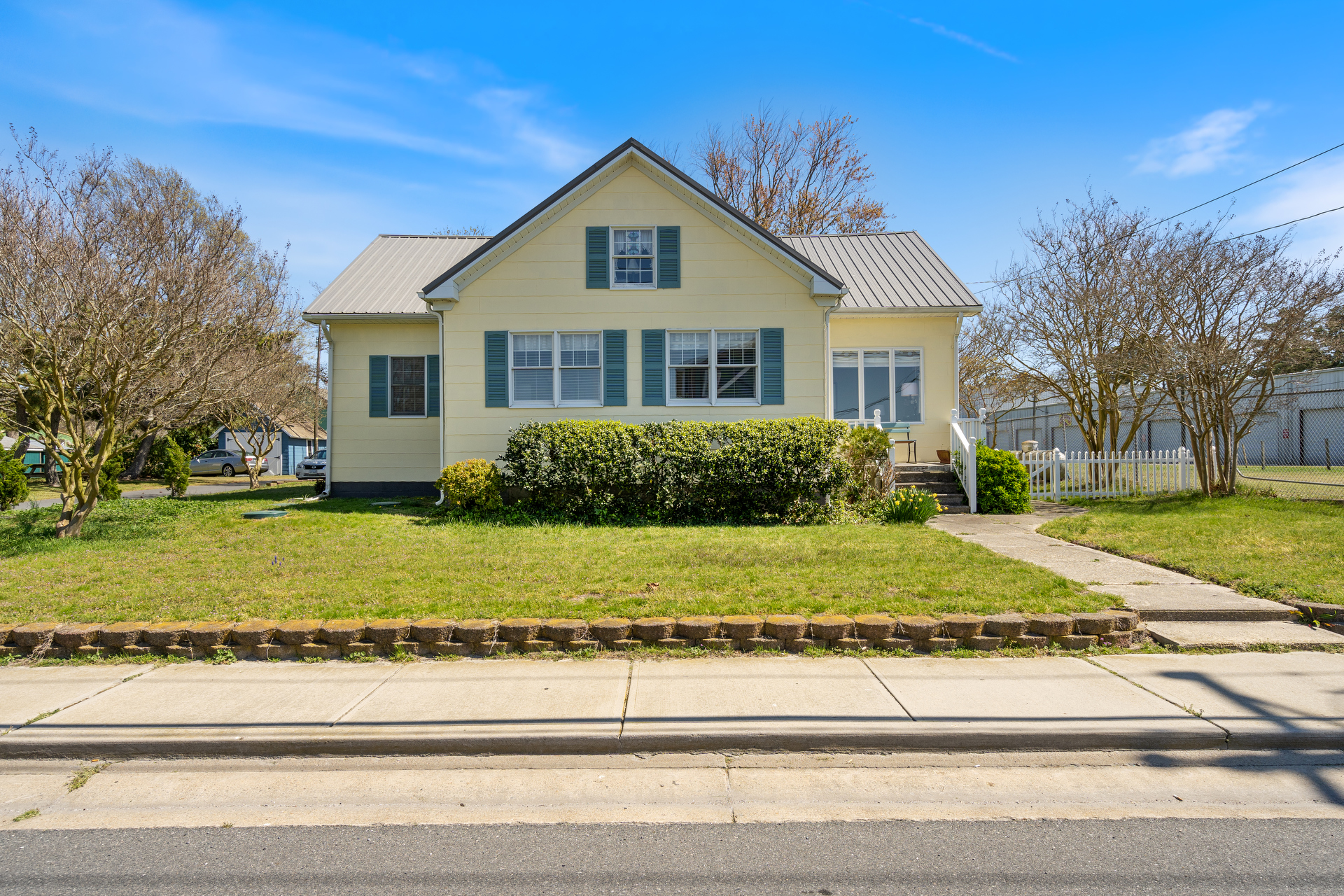 Located next to the Carnival Grounds, Island Temenos sleeps 8 in comfort & style.