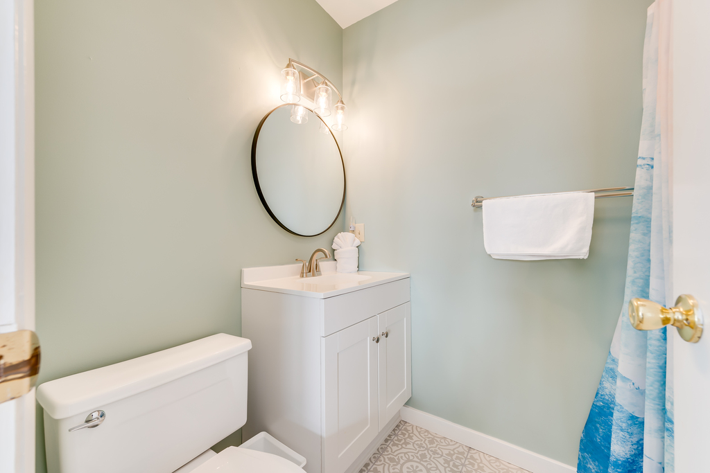 2nd Full Bath has Tub/Shower Combo.