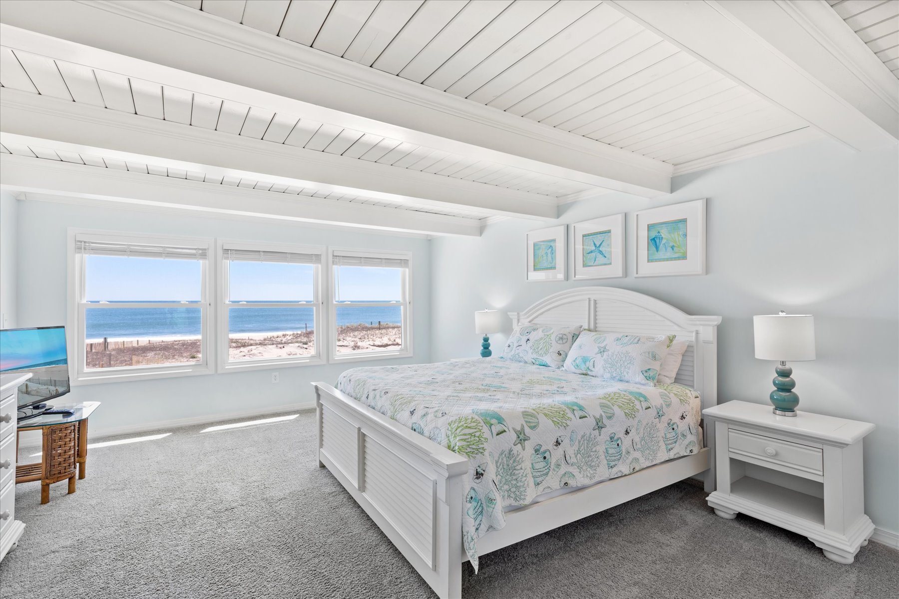 Who would not want to wake up to that View!