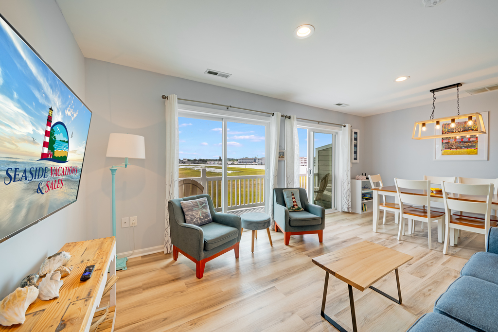 Take in amazing Views right from the sofa!
