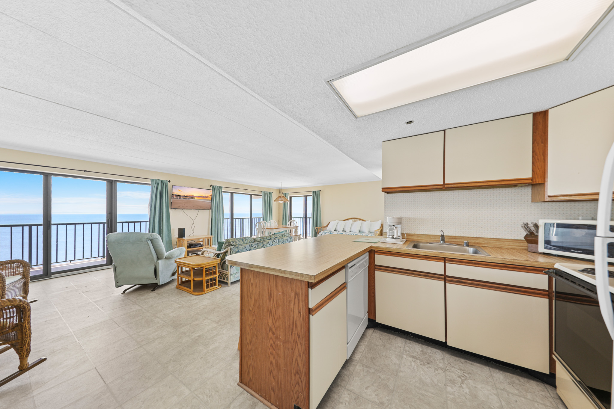 Enjoy those Gorgeous Ocean Views even while preparing meals.