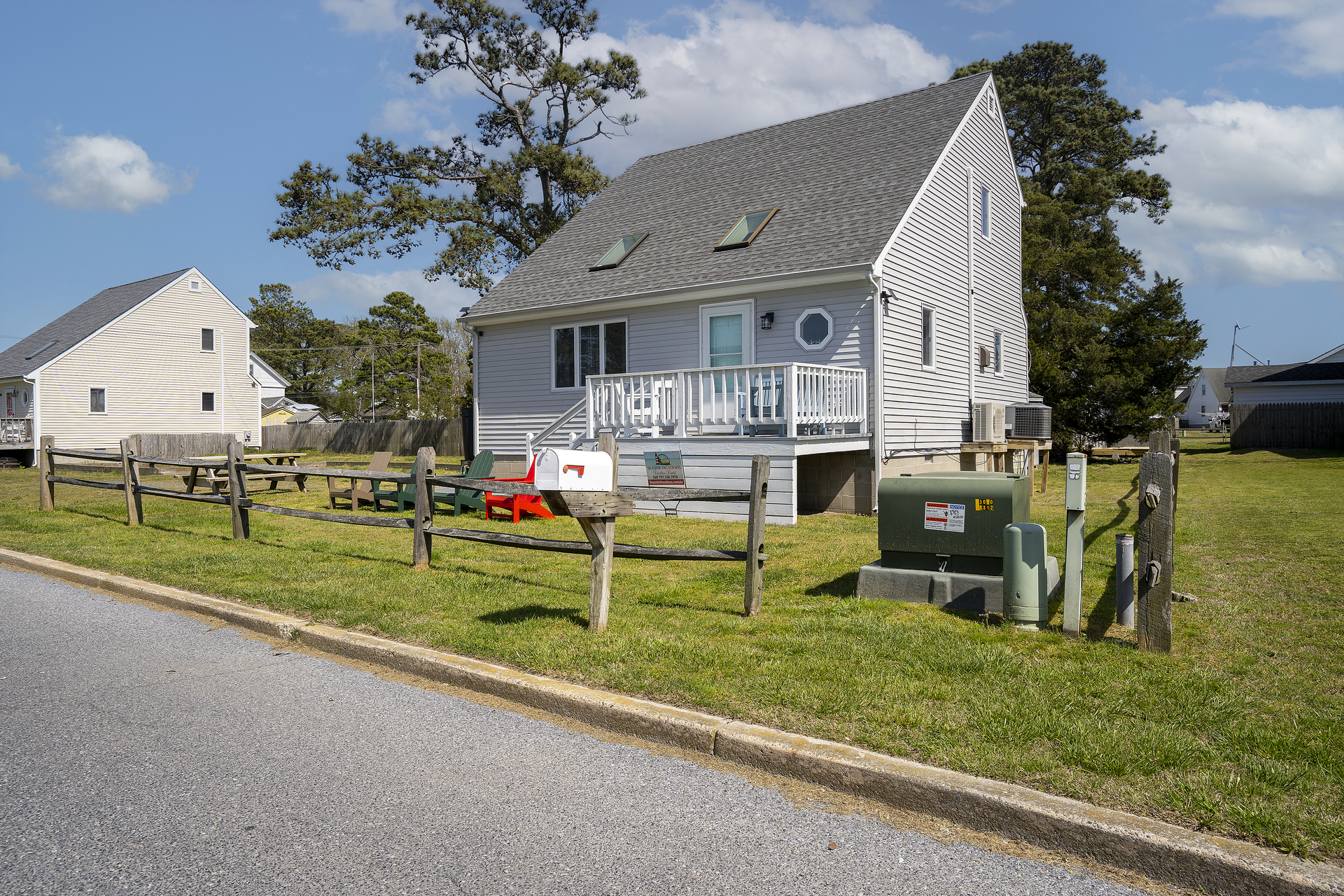 Located adjacent to Memorial Park - wow!