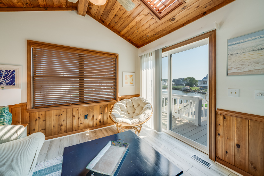 Slip out to the Deck to stargaze or watch Herons, Eagles, and Egrets.