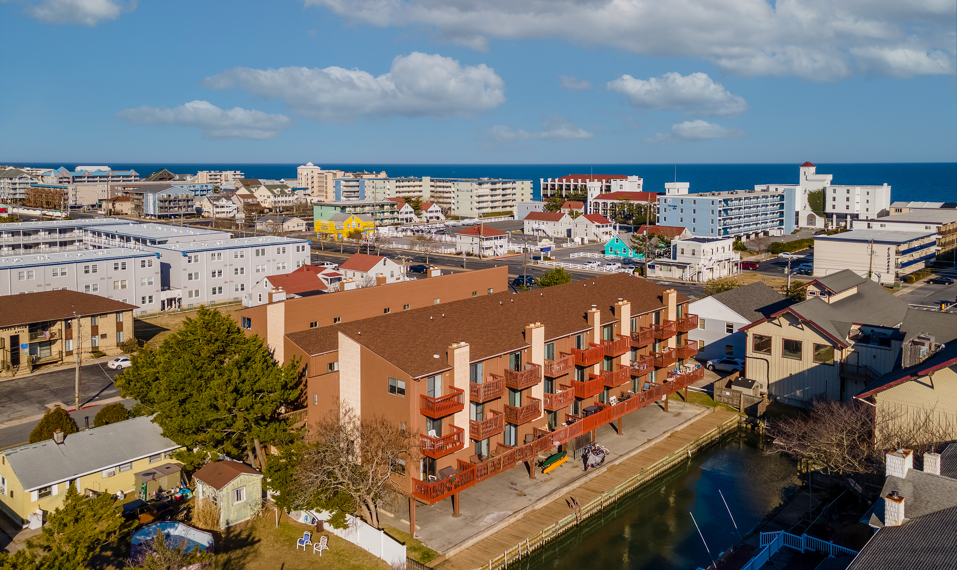 Minutes away from the beach