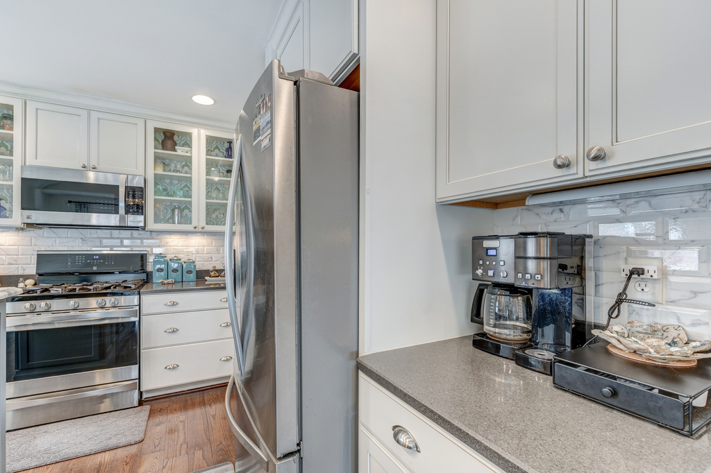 Coffee Lover? This home has both types of Coffee Makers!