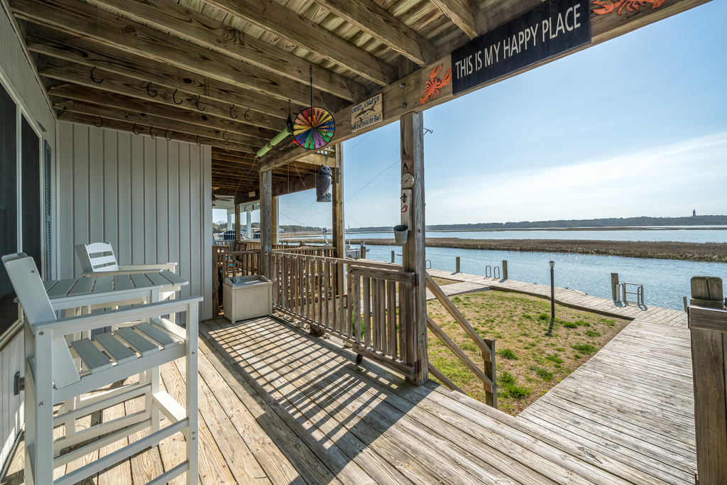 Or dine by the water's edge one 1 of 3 Waterfront Balconies.
