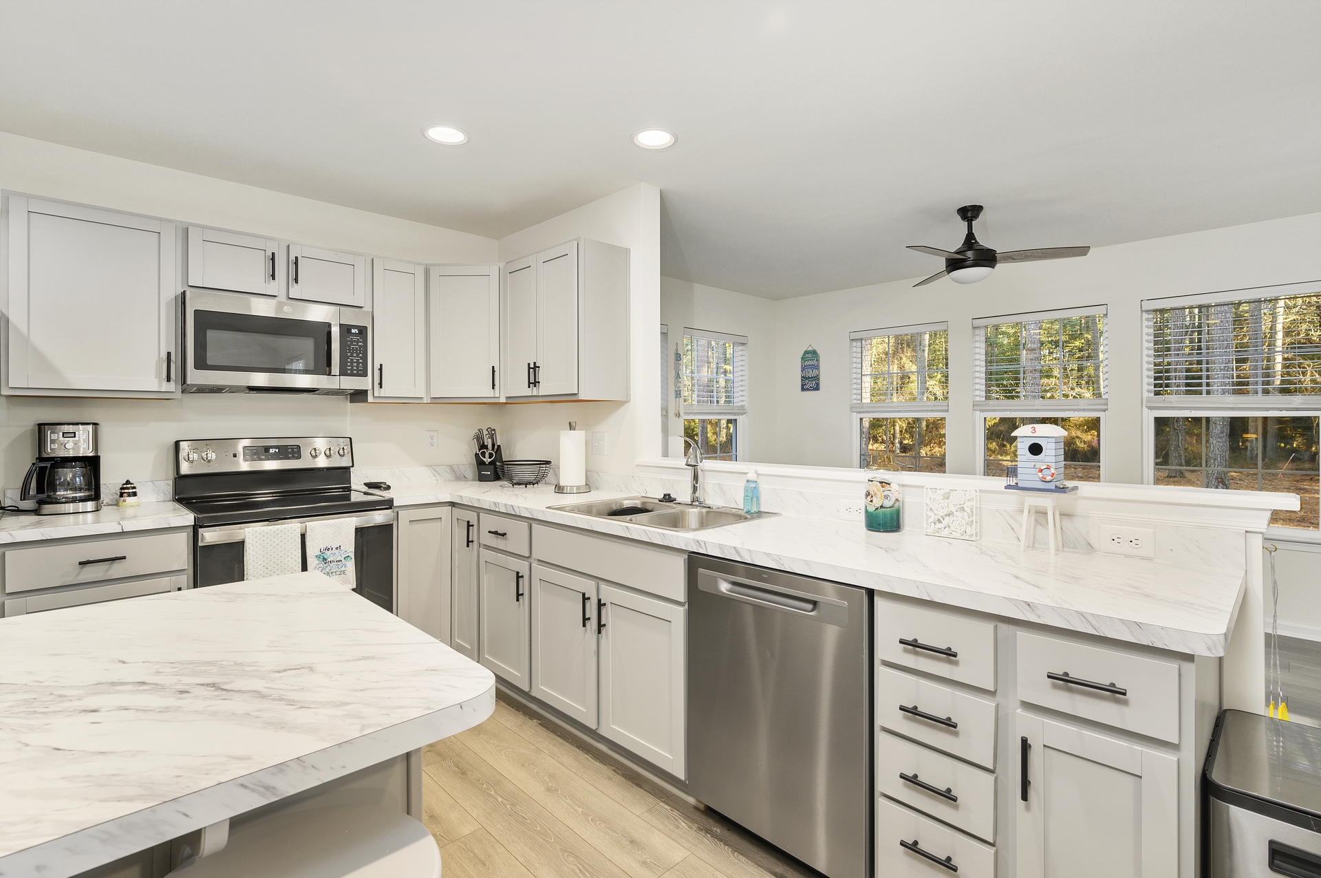 Hidden Gem is light, bright, and beautiful.