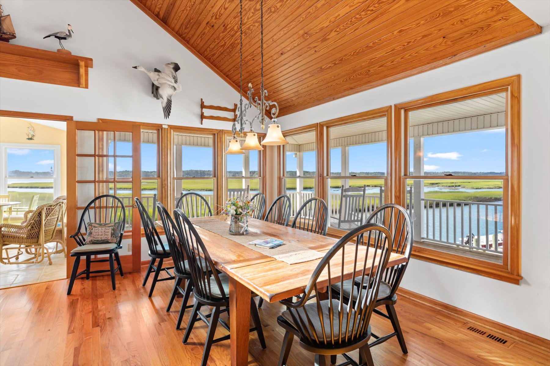 Dine with Bay Views that will knock your socks off!