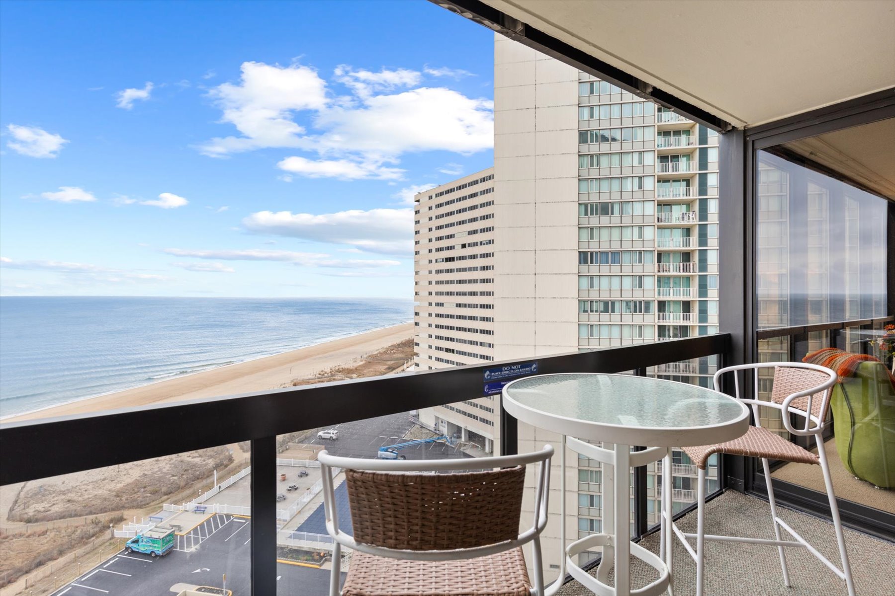 Beautiful sunny views await you!